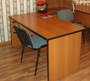 Стол офисный с навесной тумбой